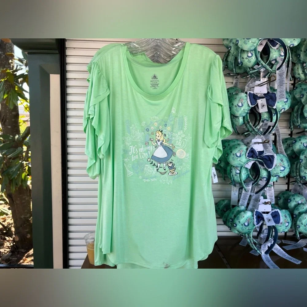 Disney Alice in Wonderland T-Shirt - Picture 2 of 5